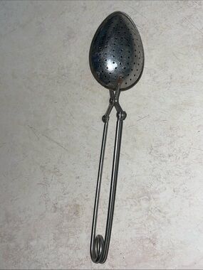 Vintage Japan Metal Spring Tea Strainer Spoon Infuser Loose Leaf Tea Tongs